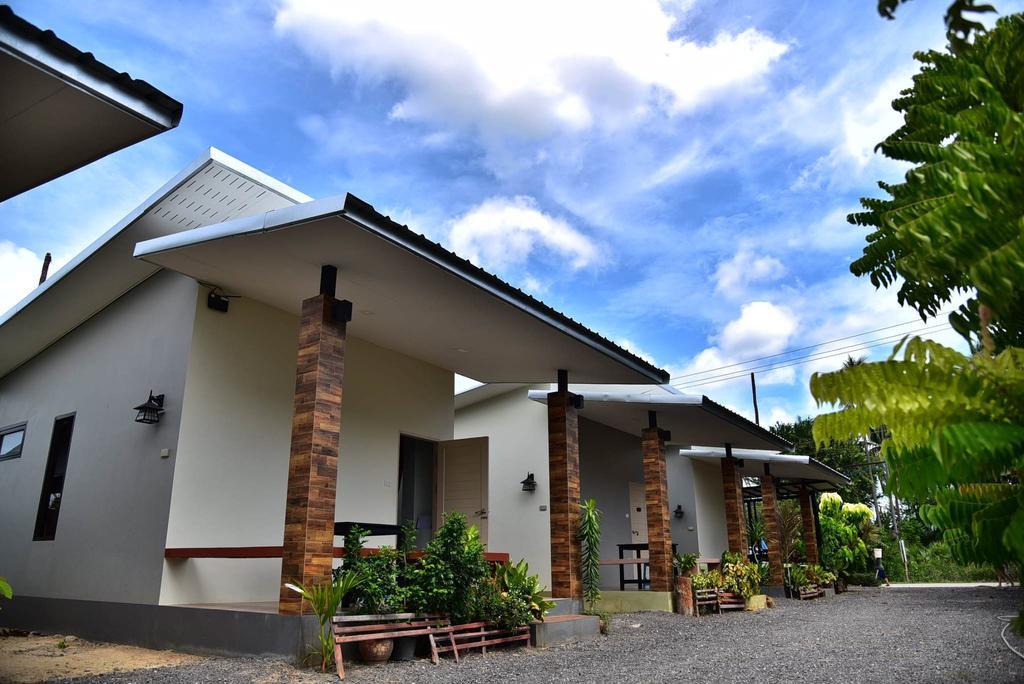 فندق The House At Pranburi المظهر الخارجي الصورة